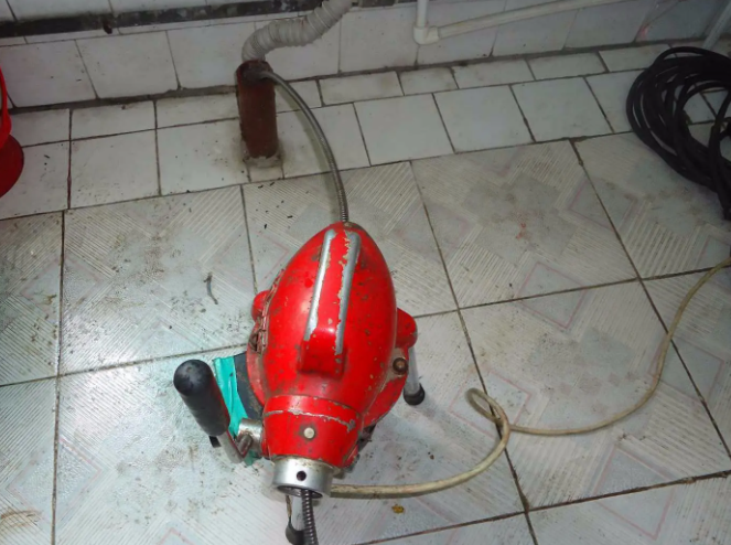 南昌定期清理廚房下水管的重要性-廚房下水道疏通電話(huà)